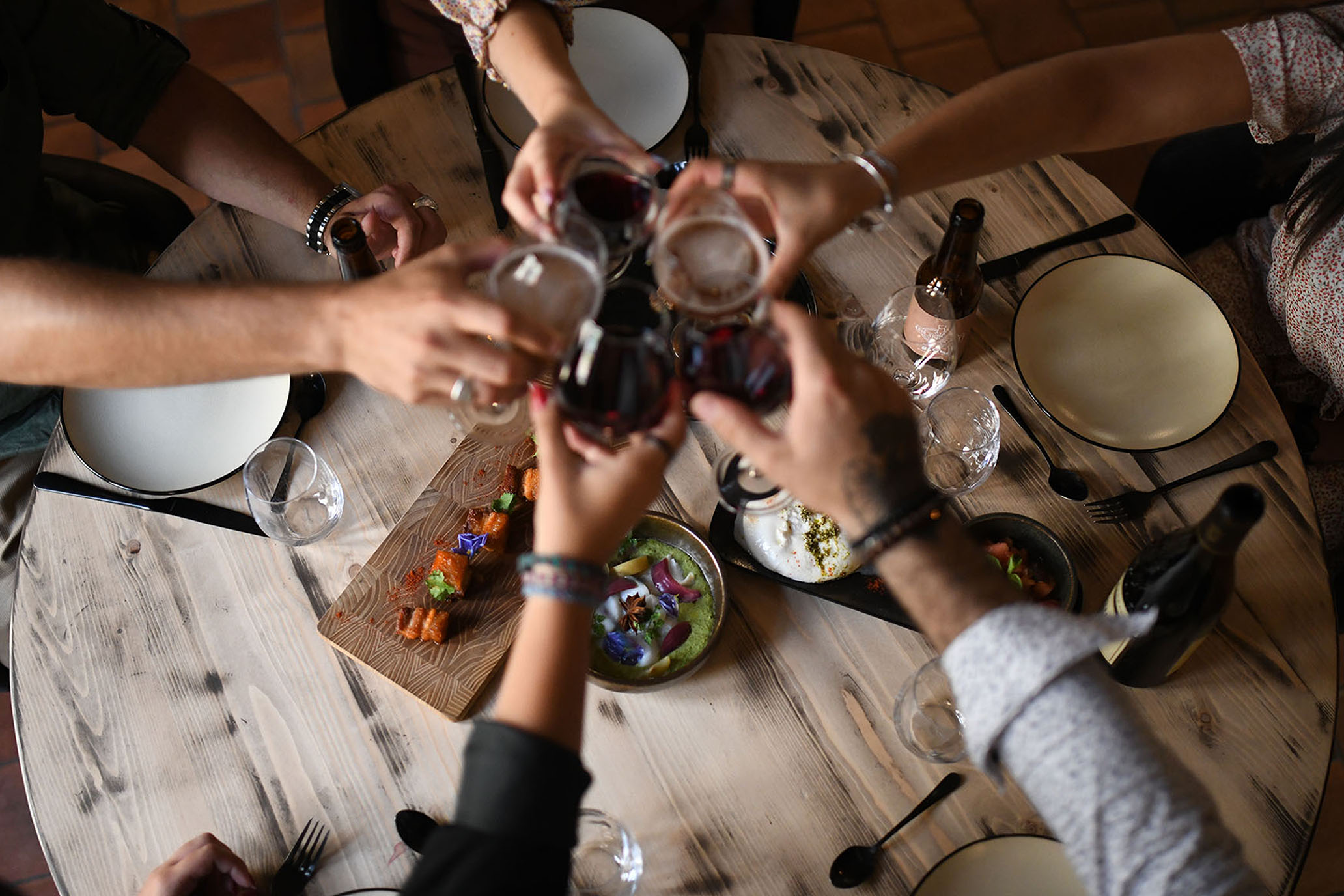 partage-tapas-entre-amis-blindcat-saint-chamond